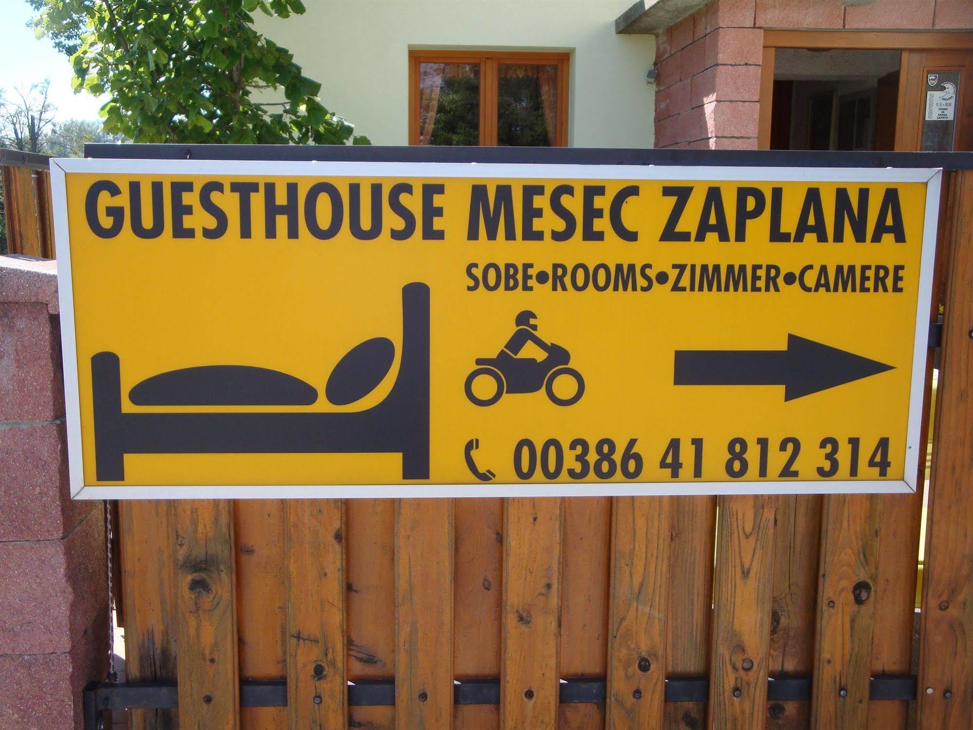Guesthouse Mesec Zaplana Vrhnika Exterior foto
